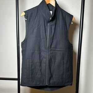 Black Sleeveless Quilted Vest with High Collar